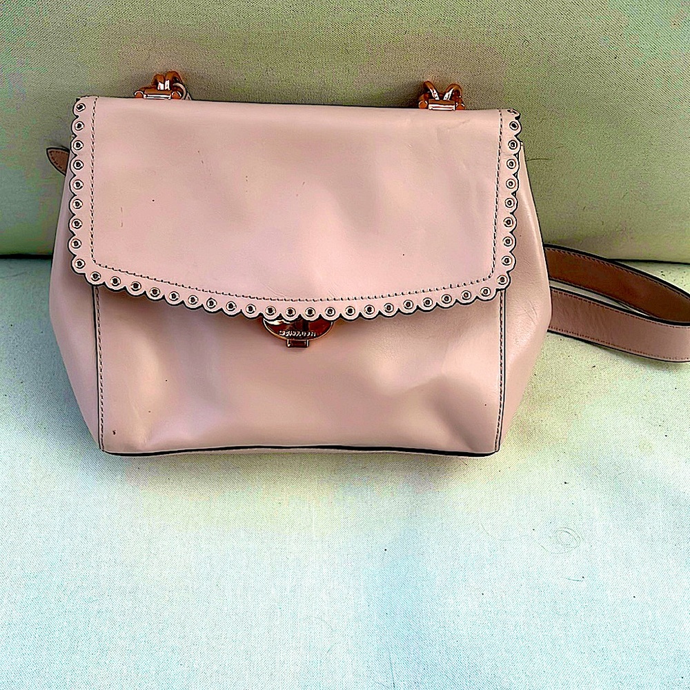Michael Kors •  Soft pink Shoulder Bag